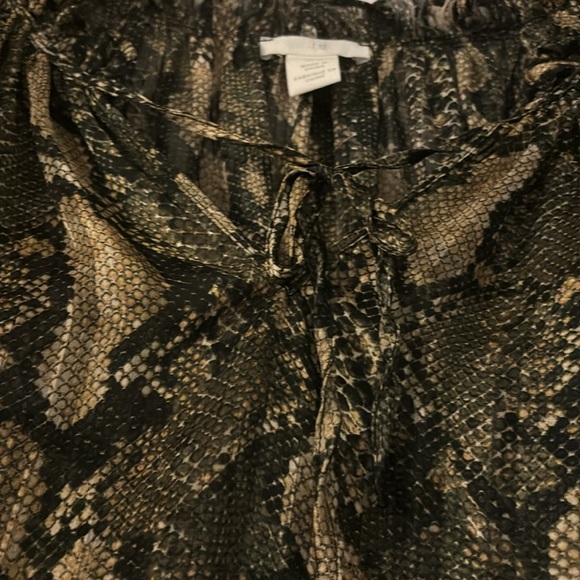 H&M Snakeskin Print Blouse - Picture 3 of 4